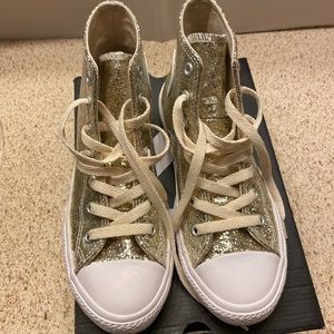 Girl sneaker for sale